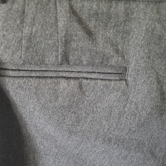 HILARY RADLEY Gray Straight Leg Dress Pants Size 6 NWT - Picture 7 of 9